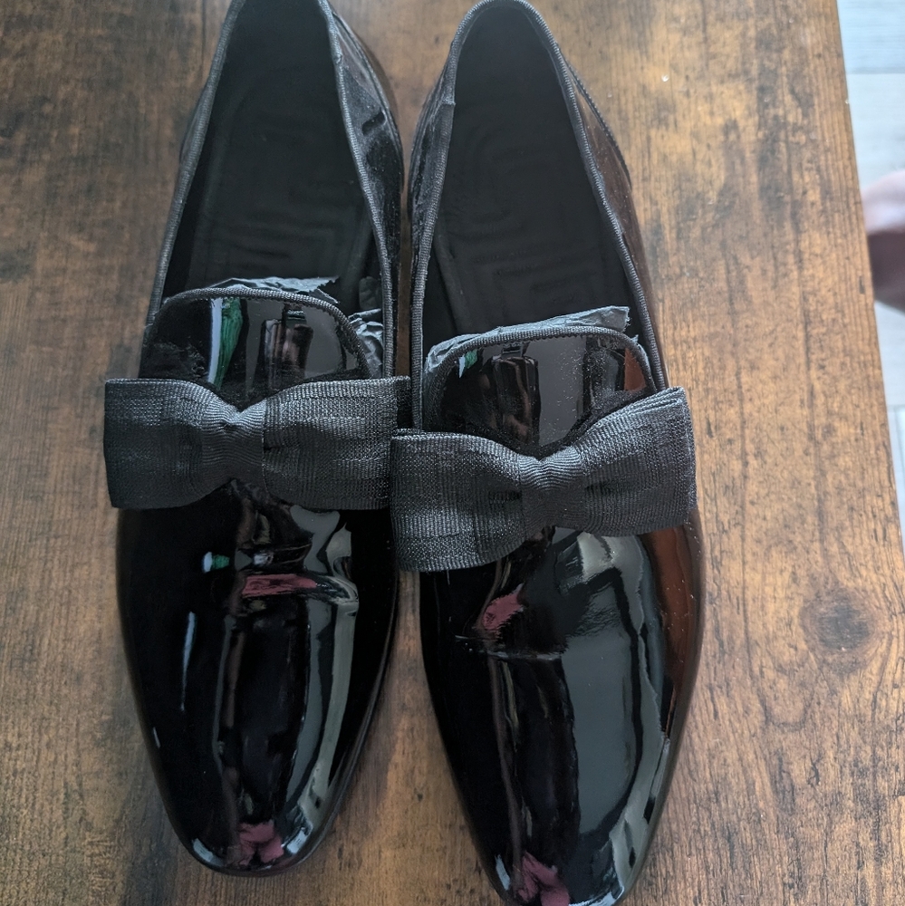 Versace Men's Black Patent Leather Slip On Loafers Shoes (11 US)